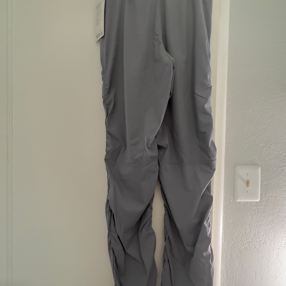 Lululemon Athletica Gray Ruched DANCE PANTS